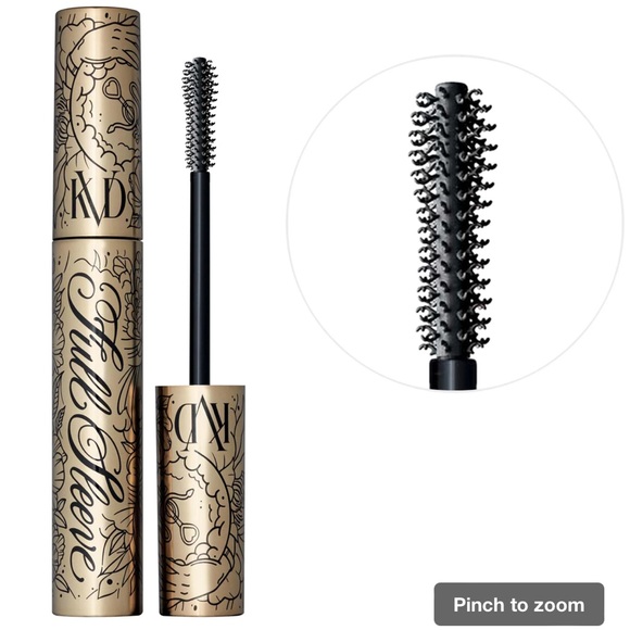 Lips, Lashes & Setting Spray Bundle! 5 Items - Picture 4 of 5